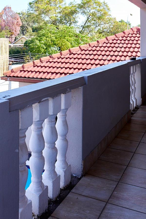 Airport Royal Guest House Kempton Park Dış mekan fotoğraf